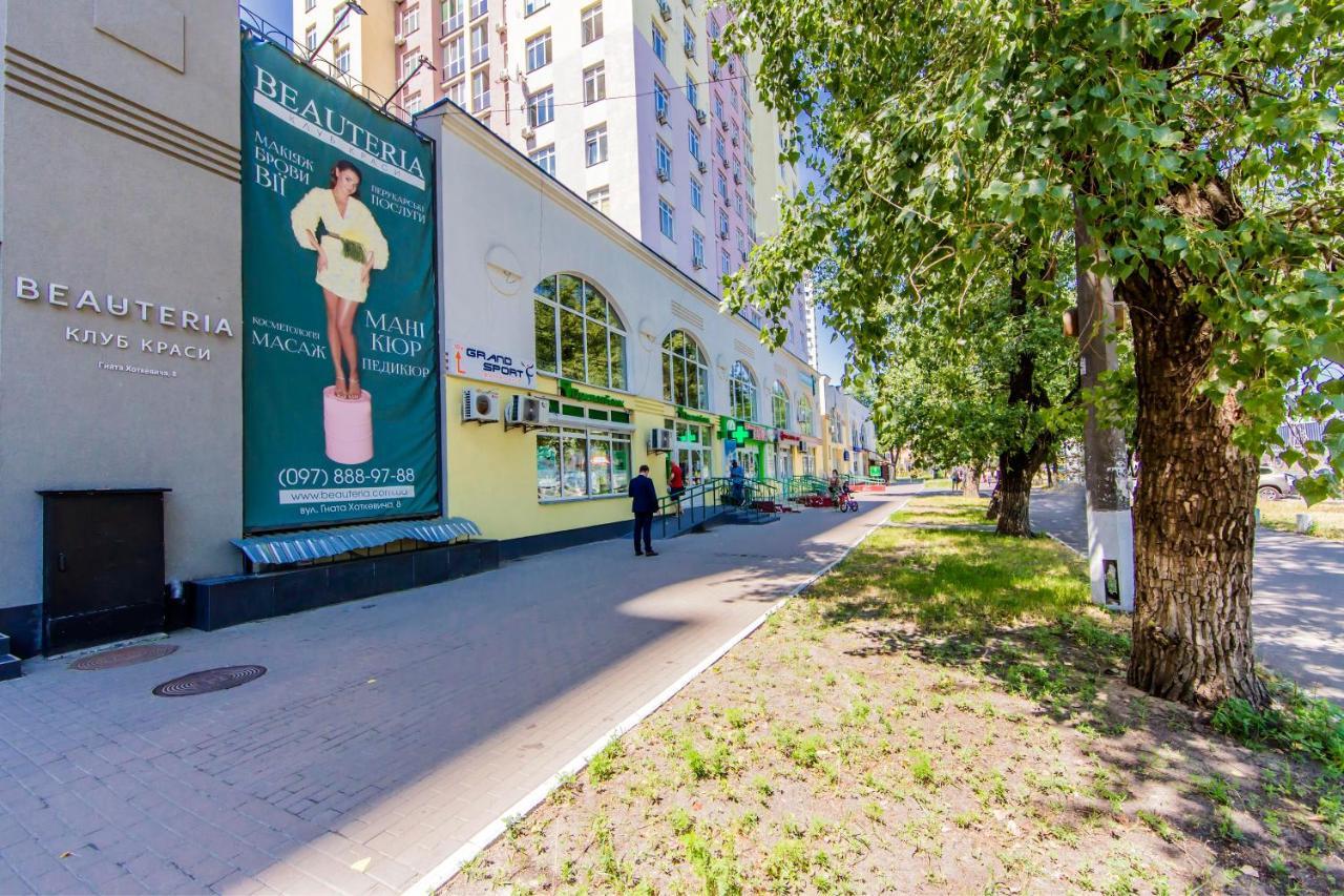 Rent Kiev Apartment 2 min metro Chernihivska Exteriör bild